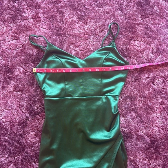 Elegant Green Satin Look Mini Slip Dress Asymmetrical hem size S - Picture 4 of 7